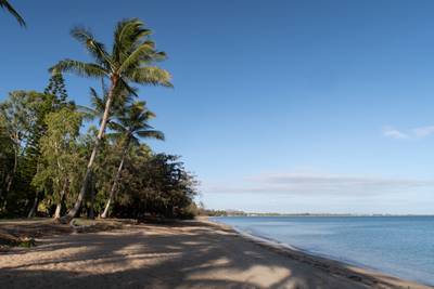 Horsehoe Bay Beach near Bowen in the tropical whitsunday area of Far North Queensland, Australia.