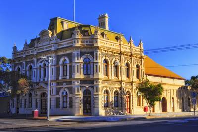 BH Trades hall