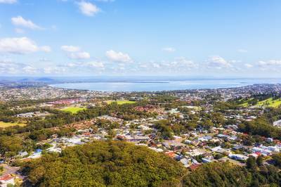 D Bateau Bay town