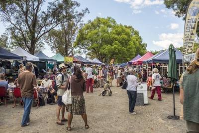 Farmers market, Mullumbimby, NSW, Australia