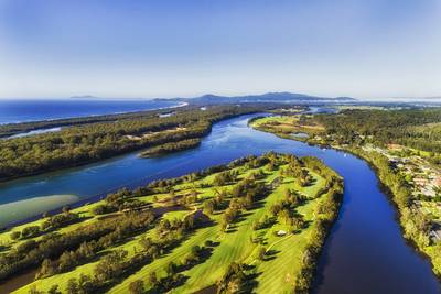 D Nambucca Rvr Golf Island Sea