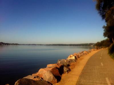 Warners Bay walk around Lake Macquarie